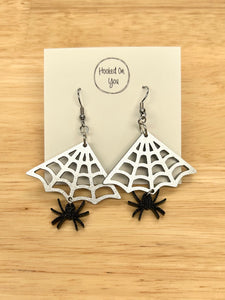 spider earrings