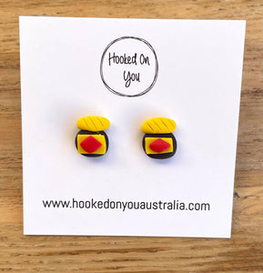 stud earrings