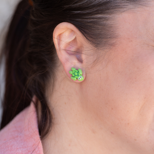 stud earrings