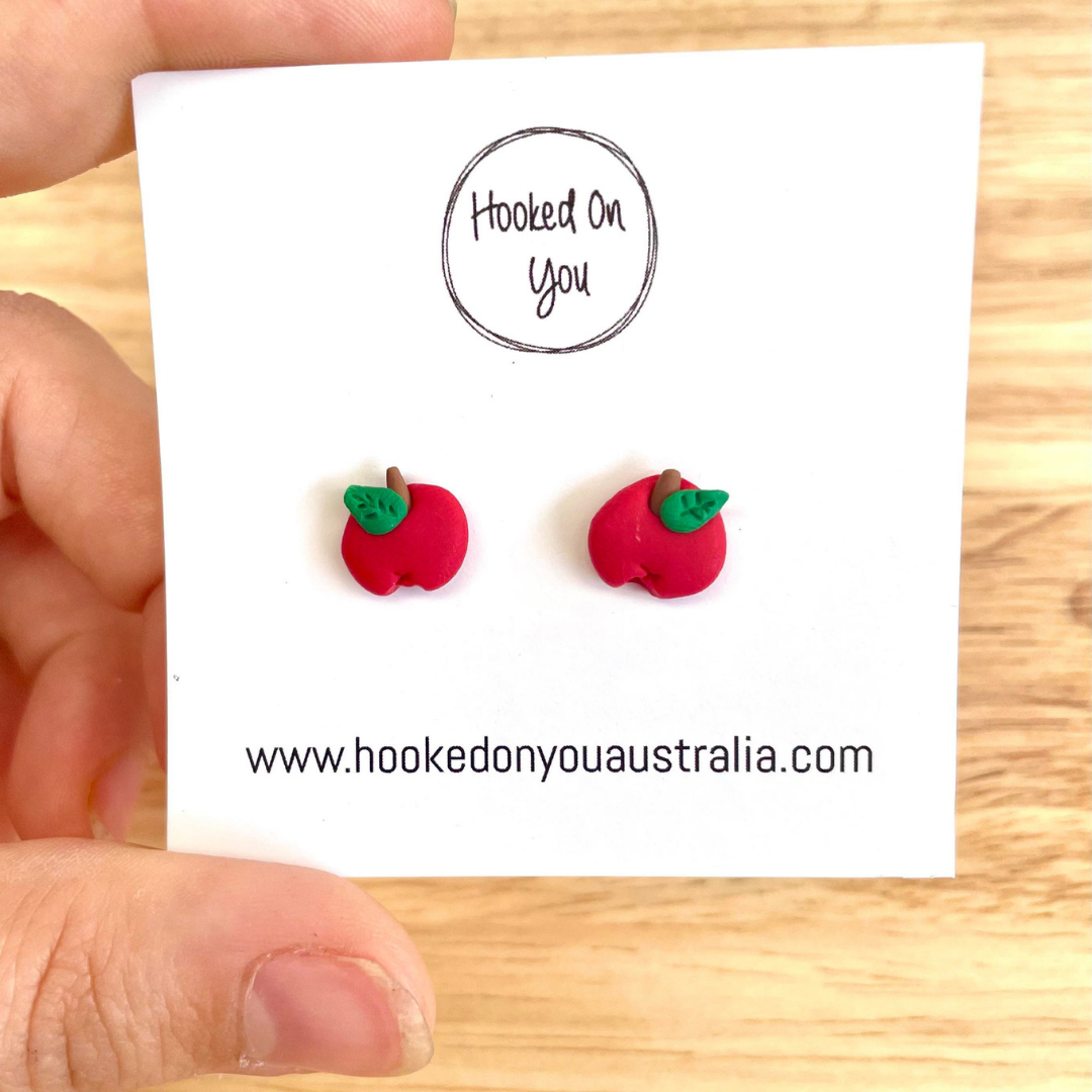stud earrings