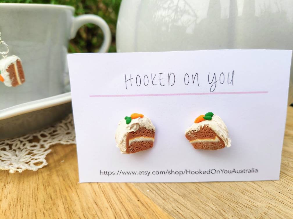 cake earrings