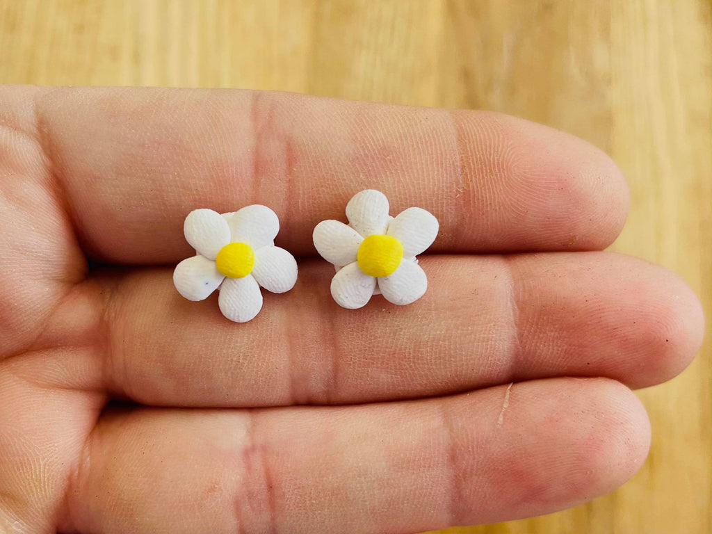 clip on earrings